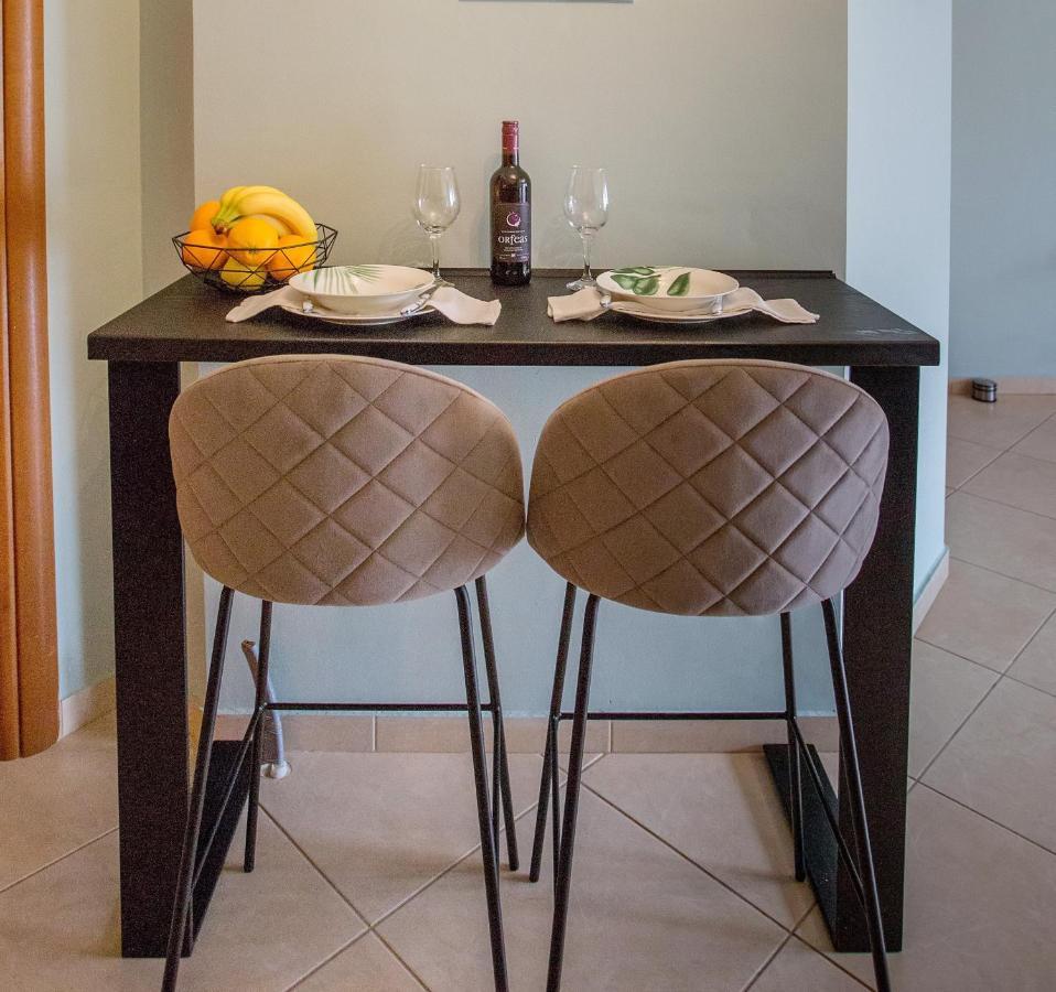 Joy Cozy Apartment Nea Iraklitsa Luaran gambar