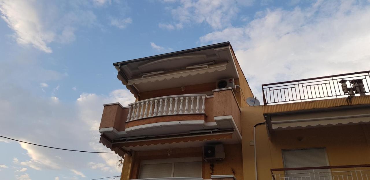 Joy Cozy Apartment Nea Iraklitsa Luaran gambar
