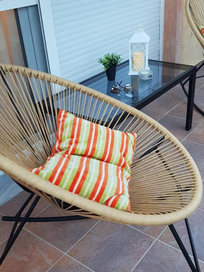 Joy Cozy Apartment Nea Iraklitsa Luaran gambar
